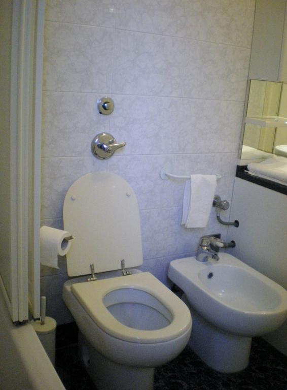 アパートメント メロッツォ ミラノ 部屋 写真